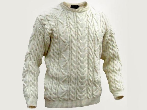 Peregrine Aran Crew-neck i gruppen  hos PAW of Sweden AB (11-9)