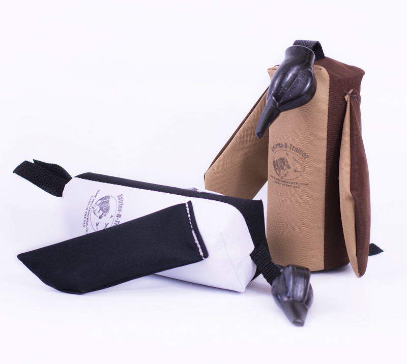 RRT Dummy till apportkastare And - svart/vit